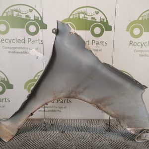 Guardabarro Derecho Toyota Hilux Ln (04449802)