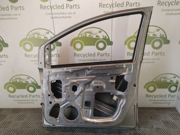 Puerta Delantera Derecha Vw Suran Ln (05564378)