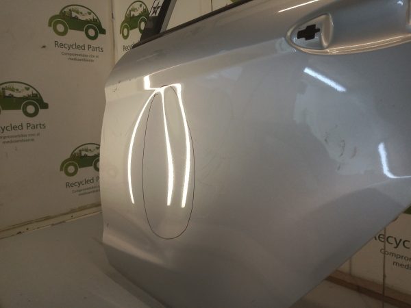 Puerta Trasera Izquierda Ford Fiesta Kinetic 5p (03074307)