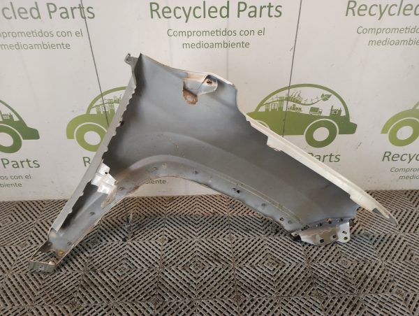 Guardabarro Izquierdo Jeep Compass Ln (05547463)