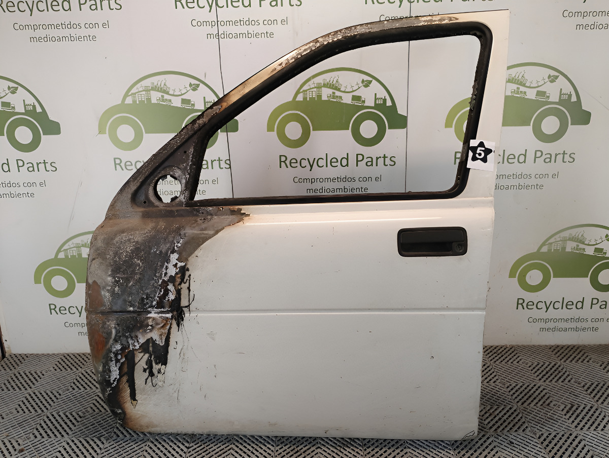 Puerta Delantera Izquierda Land Rover Freelander (05568953)