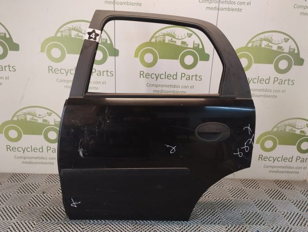 Puerta Trasera Izquierda Chevrolet Corsa 2 (05402764)