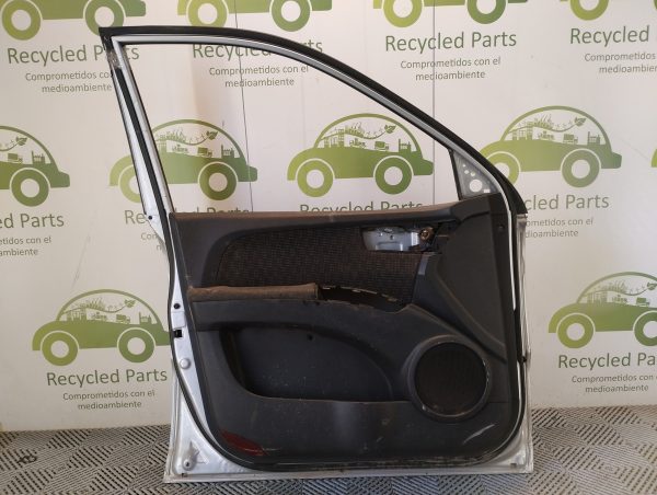 Puerta Delantera Izquierada Kia Sportage Li (05325758)