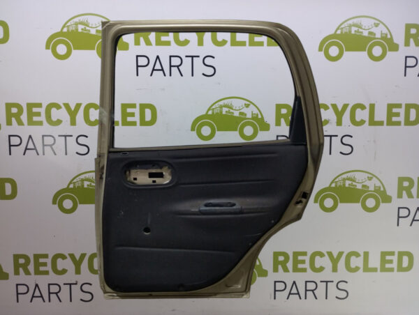 Puerta Trasera Derecha Chevrolet Corsa (03121575) Lp