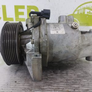 Compresor De A/a Nissan Note 1.6 (05686908)