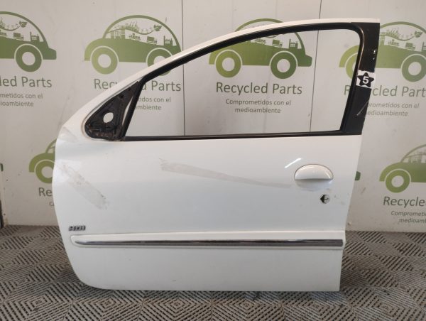 Puerta Delantera Izquierda Peugeot 207 (06060111)