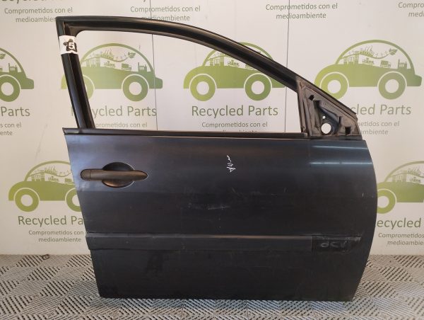 Puerta Delantera Derecha Renault Megane 2 (05345685)