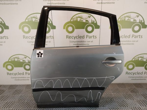 Puerta Trasera Izquierda Vw Passat B5 (04823078)