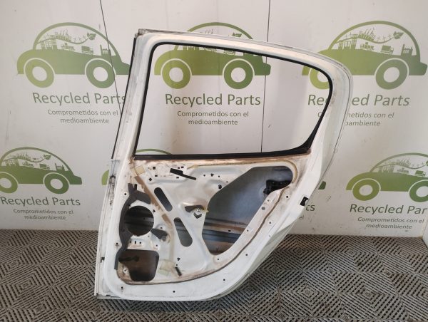Puerta Trasera Derecha Peugeot 207 (06739432)