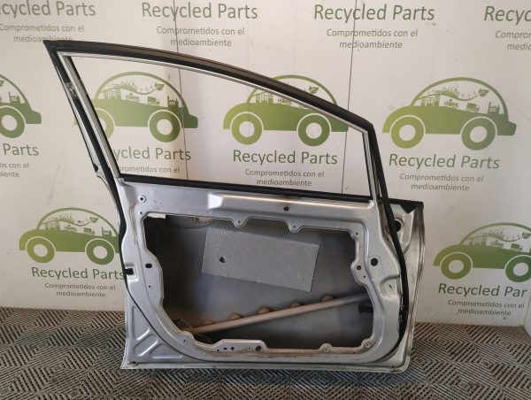 Puerta Delantera Izquierda Ford Fiesta Kd (06004158)