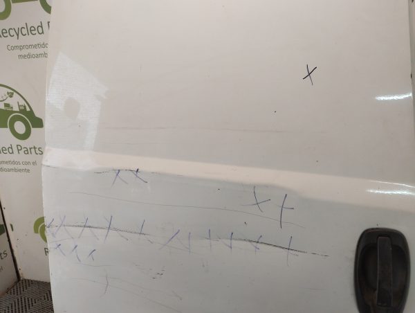 Puerta Trasera Derecha Fiat Doblo (05623588)