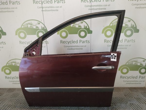 Puerta Delantera Izquierda Renault Megane F2 (05647086)