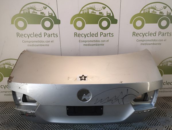 Tapa De Baul Vw Vento Li (02047556)
