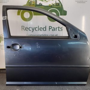 Puerta Delantera Derecha Vw Bora (04422088)