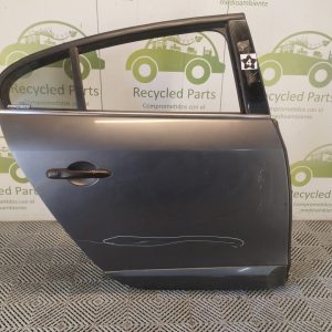Puerta Trasera Derecha Renault Fluence (05569787)