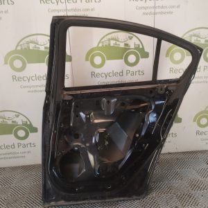 Puerta Trasera Derecha Chevrolet Cruze 4p (06747493)