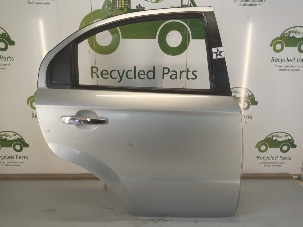 Puerta Trasera Derecha Chevrolet Aveo (03929630)