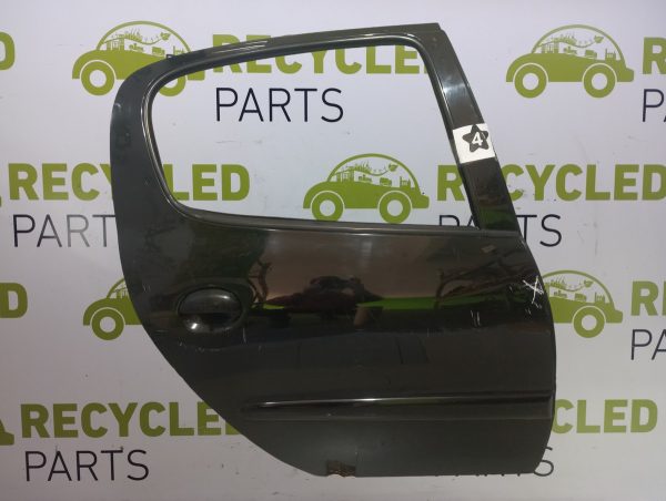 Puerta Trasera Derecha Peugeot 206 (05413657) Lp