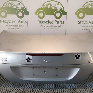 Tapa De Baul Mercedes Benz E350 (01143337)