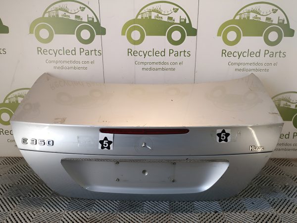Tapa De Baul Mercedes Benz E350 (01143337)