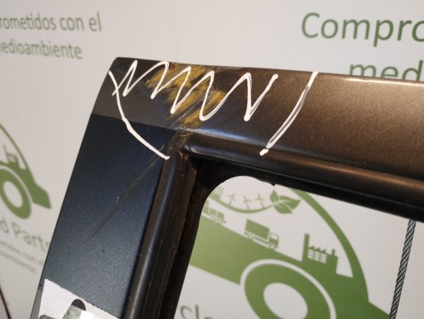 Puerta Trasera Izquierda Vw Suran Lv (04943446) Lp