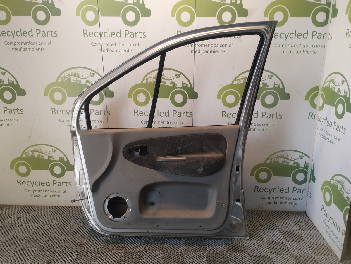 Puerta Delantera Derecha Renault Scenic (05787992)