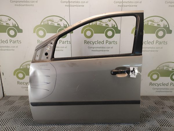 Puerta Delantera Izquierda Ford Fiesta Max (05158937)