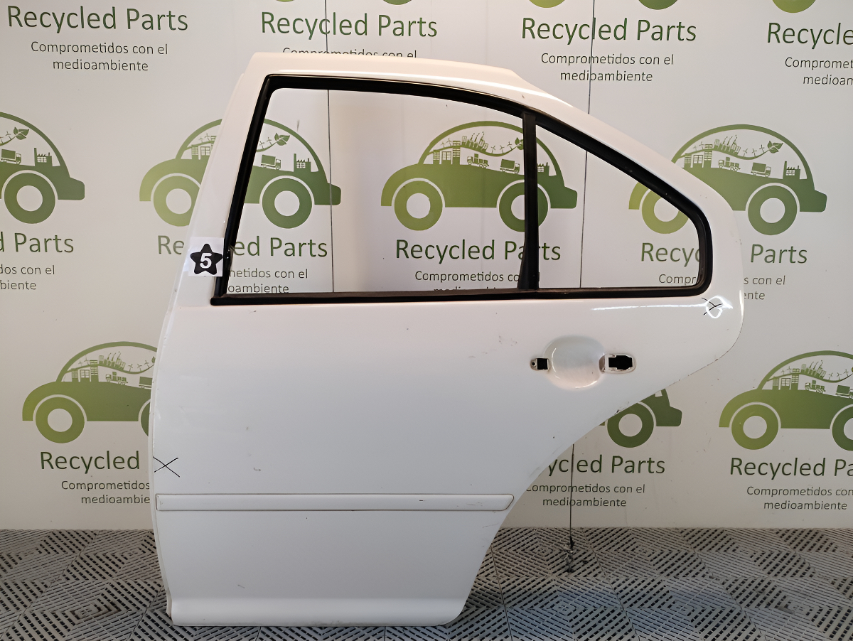 Puerta Trasera Izquierda Vw Bora (04763315) Lp