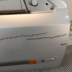 Puerta Delantera Derecha Renault Laguna Ln (05365431)