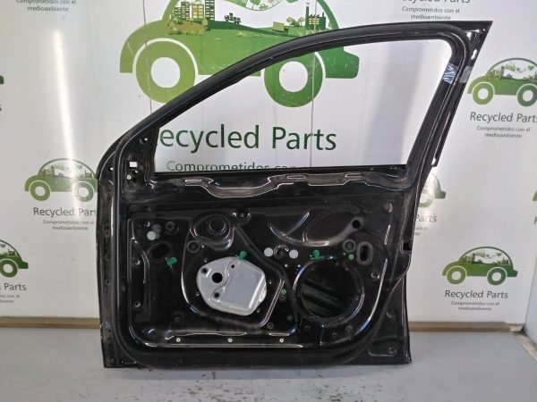 Puerta Delantera Derecha Vw Vento Lv (02755009)