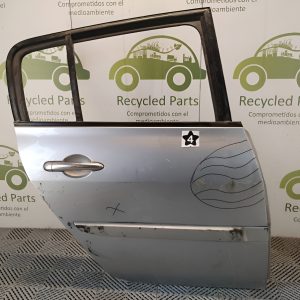 Puerta Trasera Derecha Renault Megane F2 5p (04765027)