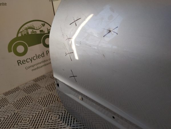 Puerta Trasera Izquierda Peugeot 207 (04761257)