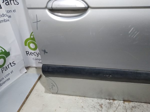 Puerta Delantera Derecha Renault Scenic (04955877) Lp