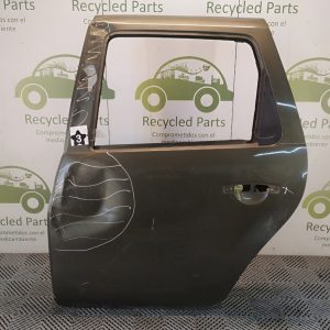 Puerta Trasera Izquierda Renault Duster (04975555)