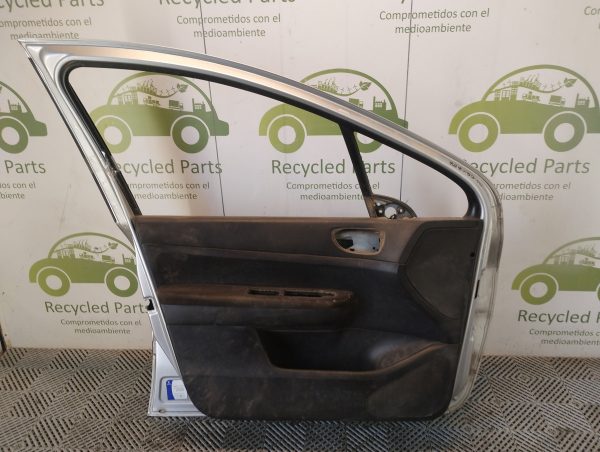 Puerta Delantera Izquierda Peugeot 307 (05880888) Lp