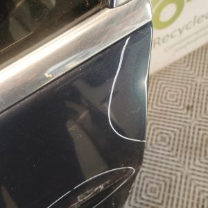 Puerta Trasera Izquierda Vw Vento Lv (05778302)