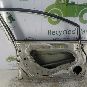 Puerta Delantera Izquierda Honda Civic 8va (02977309)