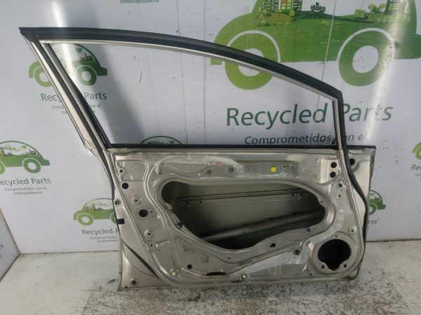 Puerta Delantera Izquierda Honda Civic 8va (02977309)