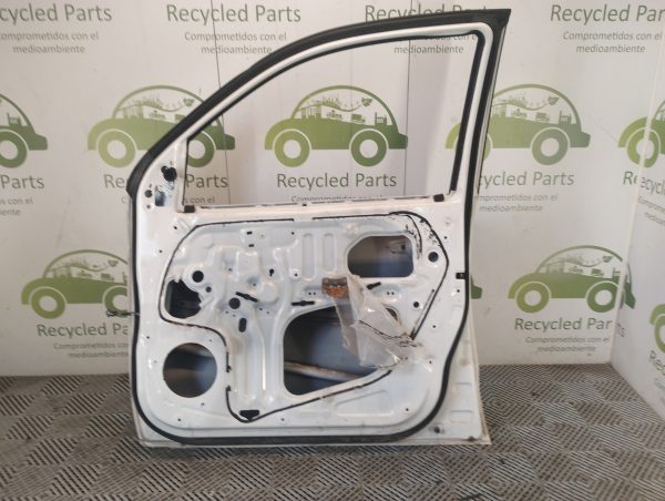 Puerta Delantera Derecha Toyota Hilux (04311262)