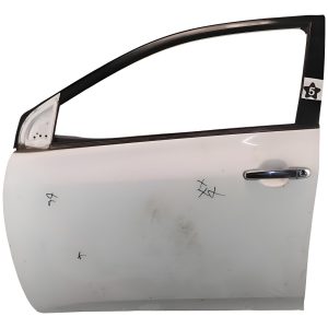 Puerta Delantera Izquierda Toyota Corolla G10 (06131626)
