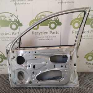 Puerta Delantera Derecha Chevrolet Corsa (06179043)