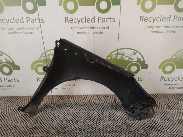 Guardabarro Izquierdo Peugeot 408 (06085704)