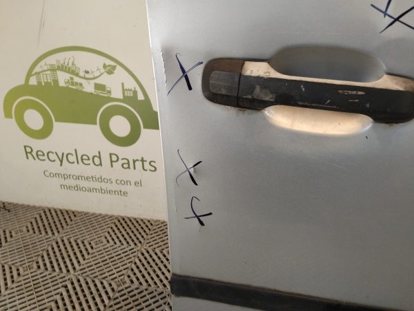 Puerta Delantera Derecha Ford Fiesta Max (05128493)