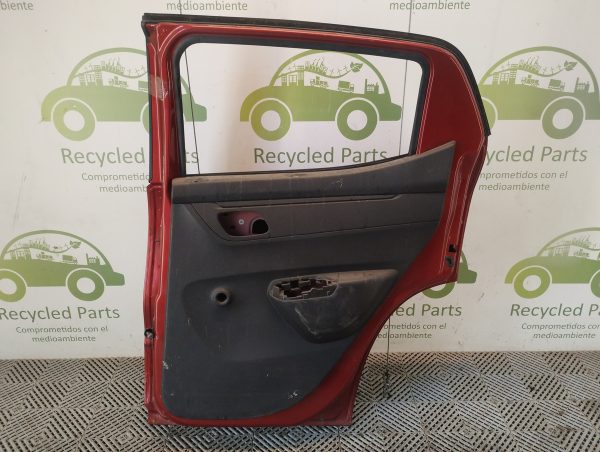 Puerta Trasera Derecha Renault Kwid (05770131)