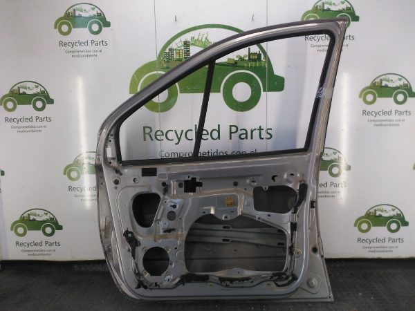 Puerta Delantera Derecha Renault Scenic (04391648)