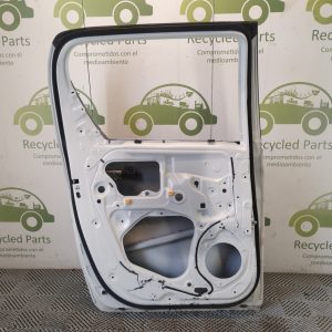 Puerta Trasera Izquierda Toyota Hilux Ln (04564872)
