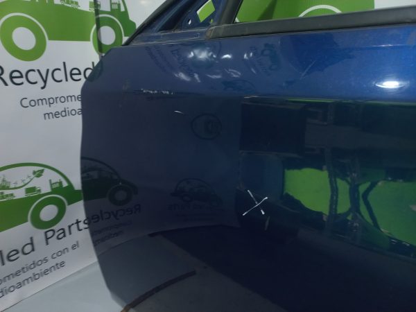 Puerta Delantera Izquierda Hyundai Genesis (04348327) Lp