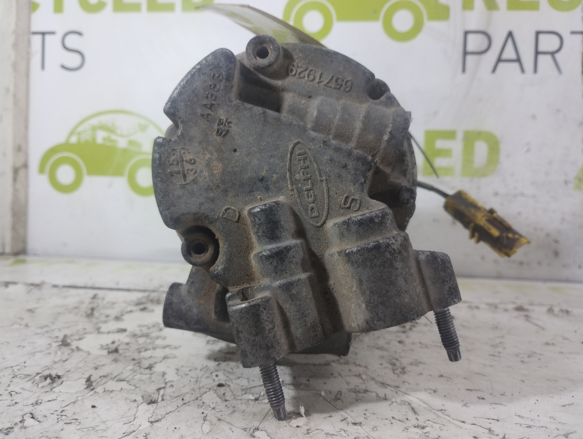 Compresor De A/a Citroen C3 1.5 (06612267)