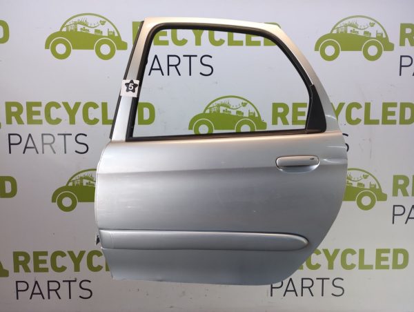 Puerta Trasera Izquierda Citroen Xsara Picasso (05771324)