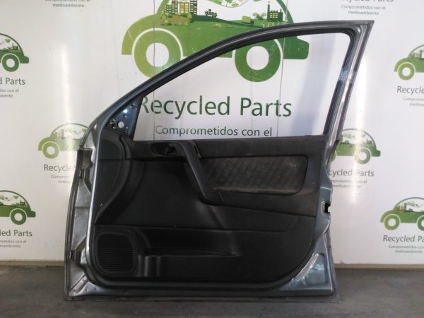 Puerta Delantera Derecha Chevrolet Astra (03819012)